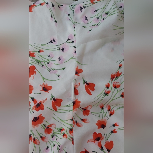 Banana Republic Floral Tunic Blouse - Picture 8 of 8